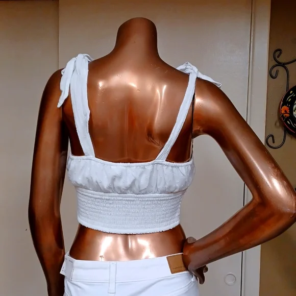 Hollister White Textured Sun Top - Picture 3 of 4